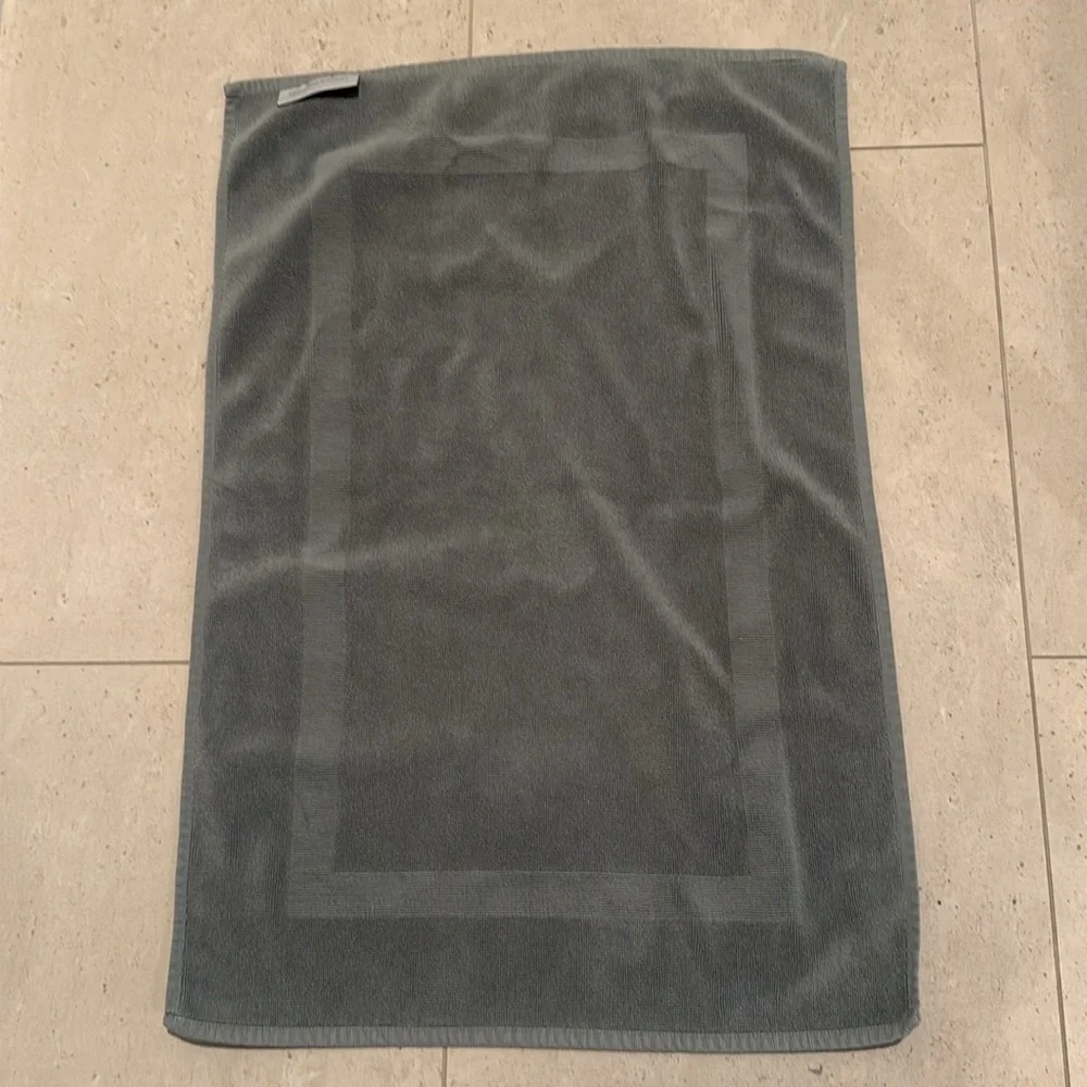 Restoration Hardware bath mat